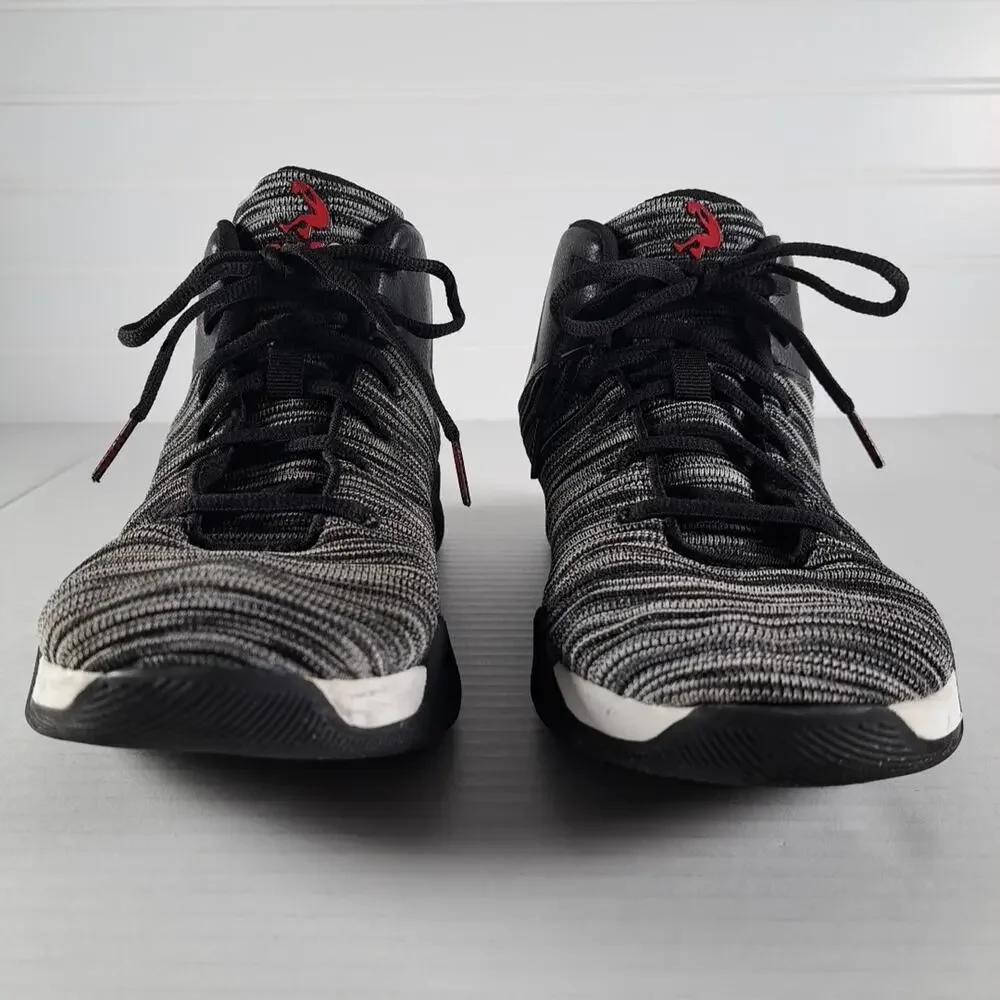 Shaq Dunkman Basketball Shoes Black White Knit High Top Boys 6 Non Marking Soles